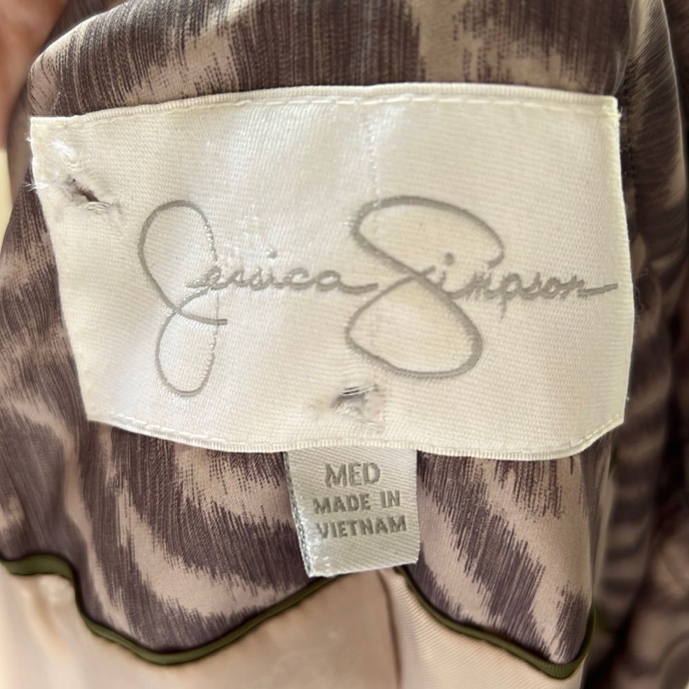Jessica SIMPSON Tan and Grey Animal Print Cropped Rain Jacket Medium - Picture 3 of 15